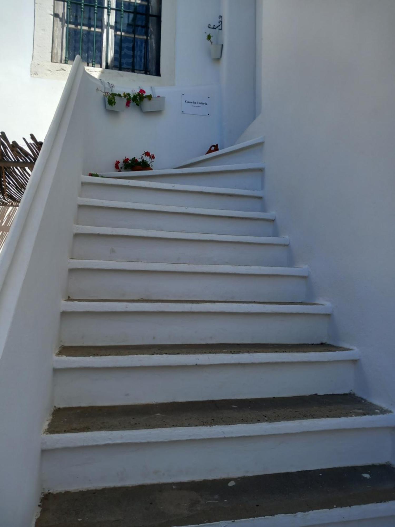Casa Da Umbria Bed & Breakfast โอเดมิรา ภายนอก รูปภาพ
